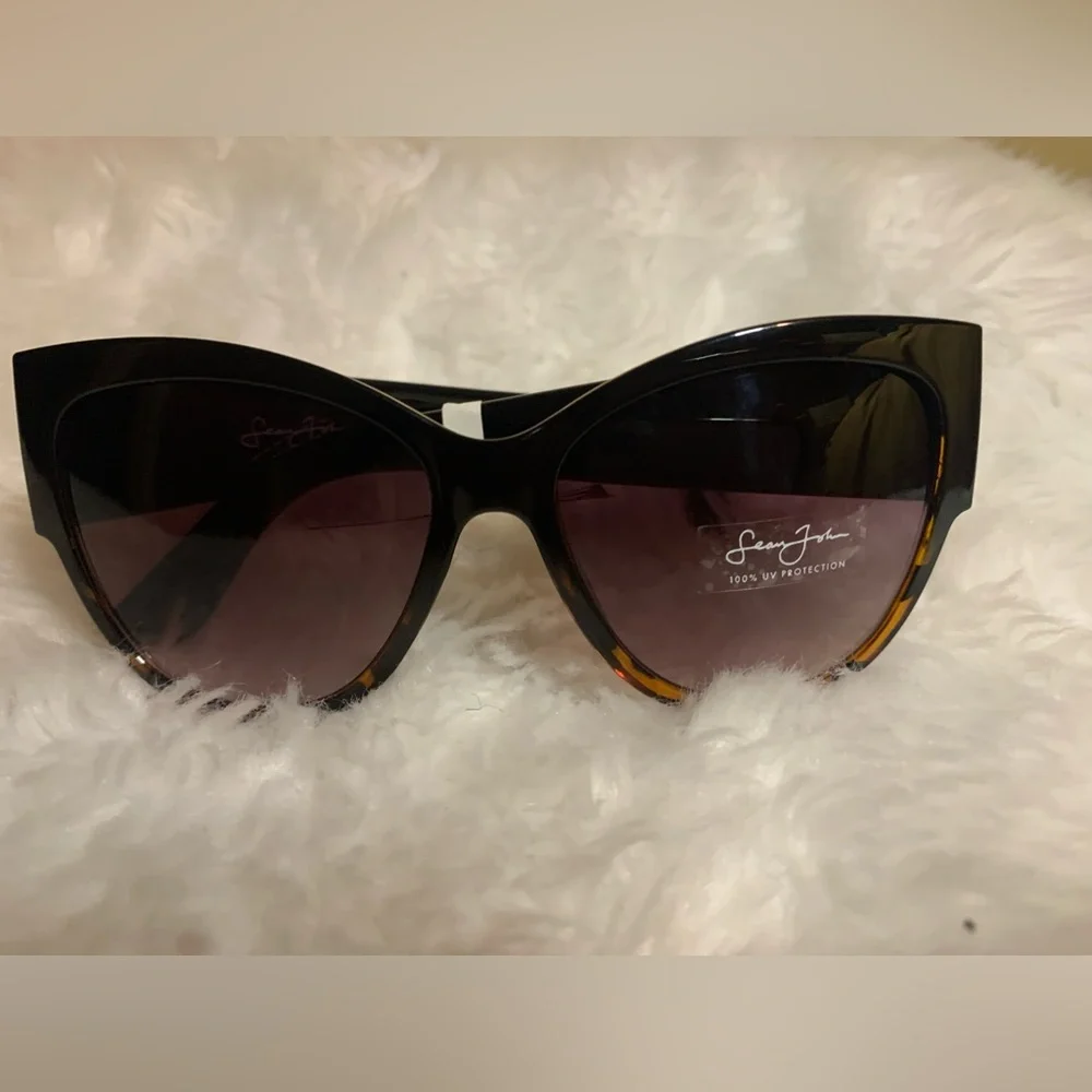 P DIDDY SEAN JOHN UV protection, tortoise shell cat eye sunglasses NWT
